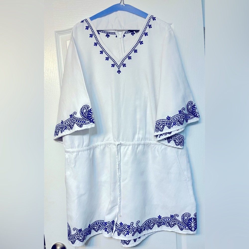 Lauren Ralph Lauren White and Blue Embroidered Linen Blend Boho Romper Size 18W
